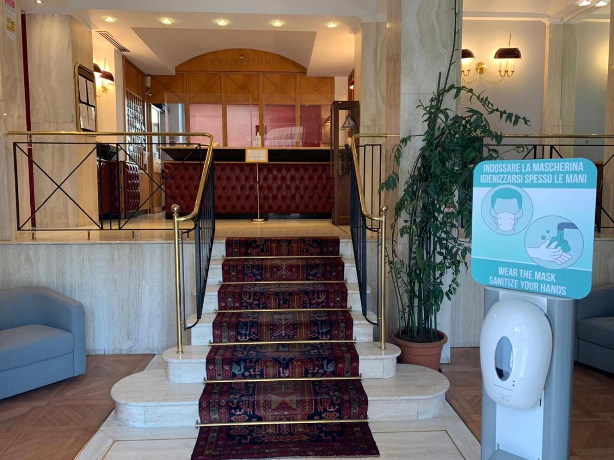 Hotel Continental Turin Bagian luar foto