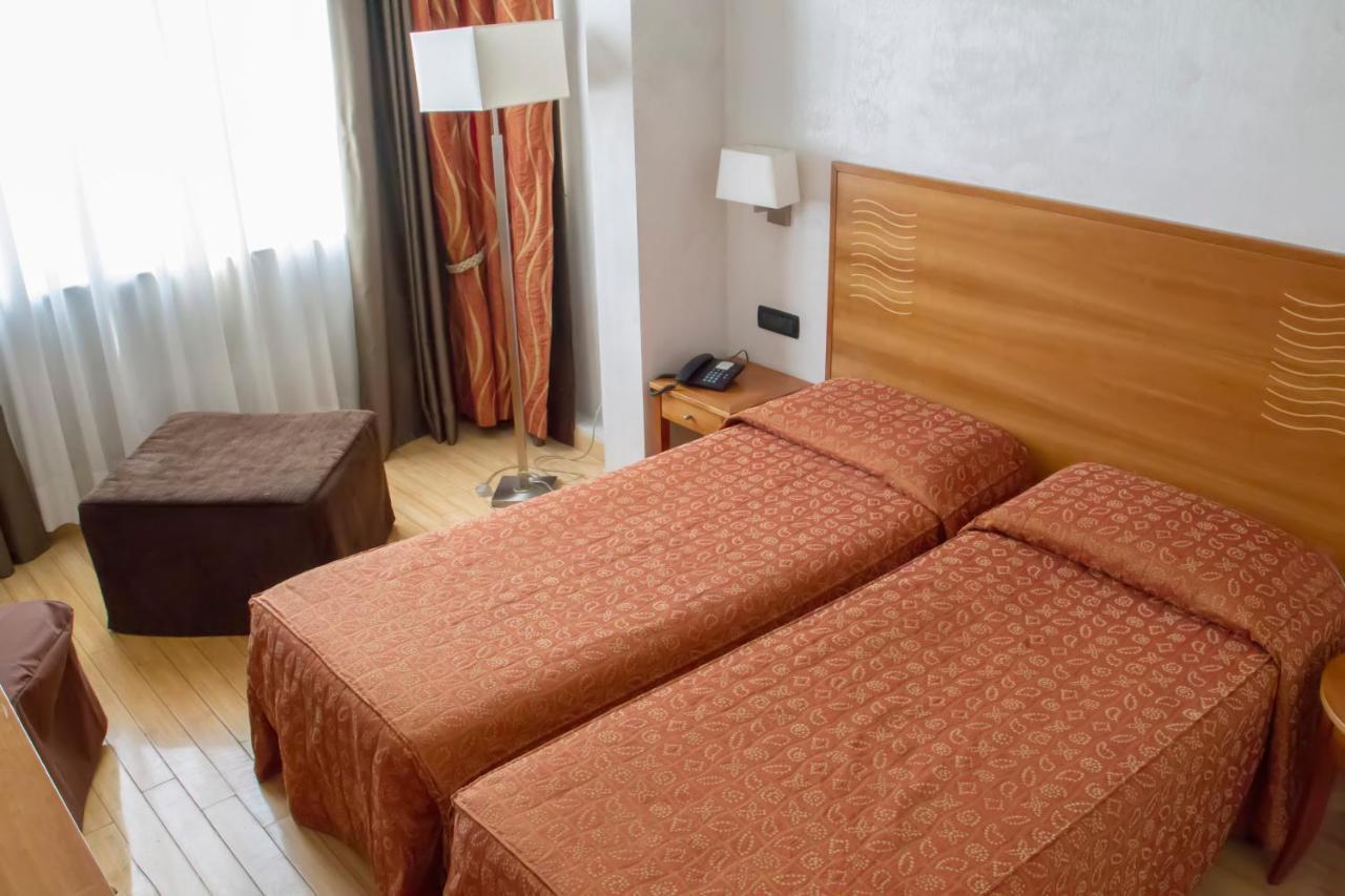 Hotel Continental Turin Bagian luar foto