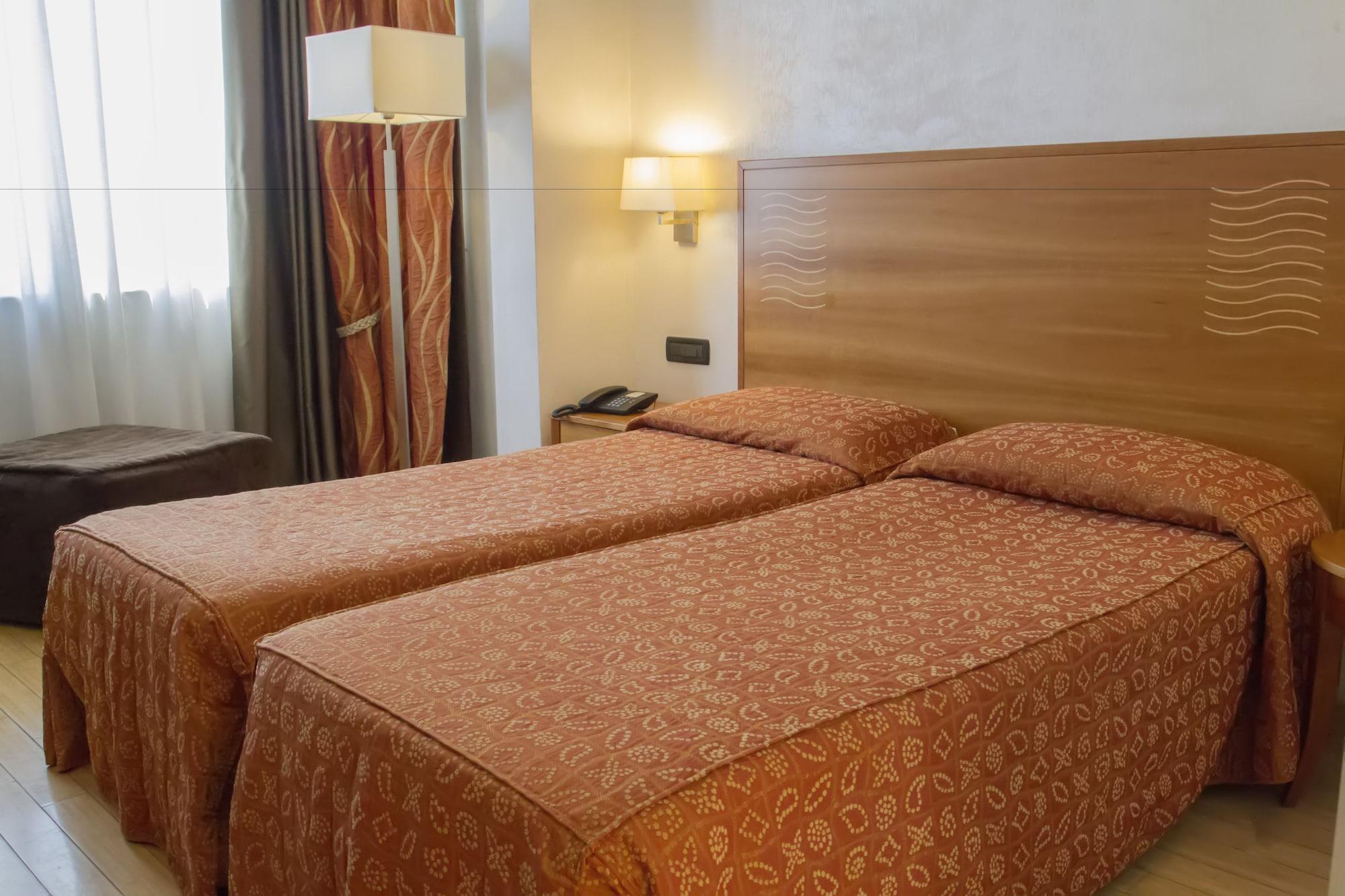 Hotel Continental Turin Bagian luar foto