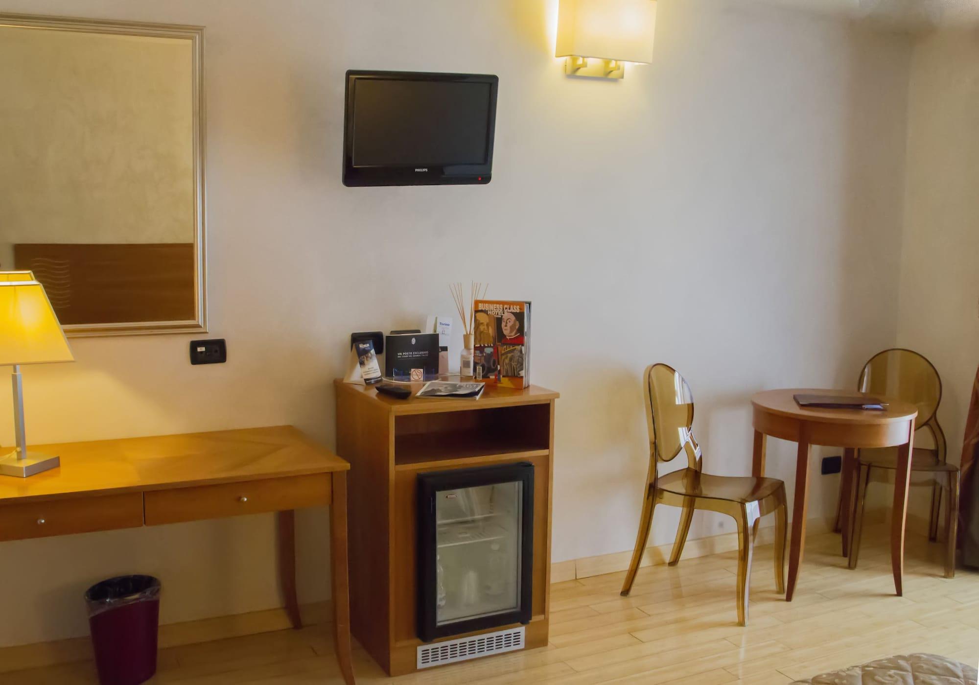 Hotel Continental Turin Bagian luar foto