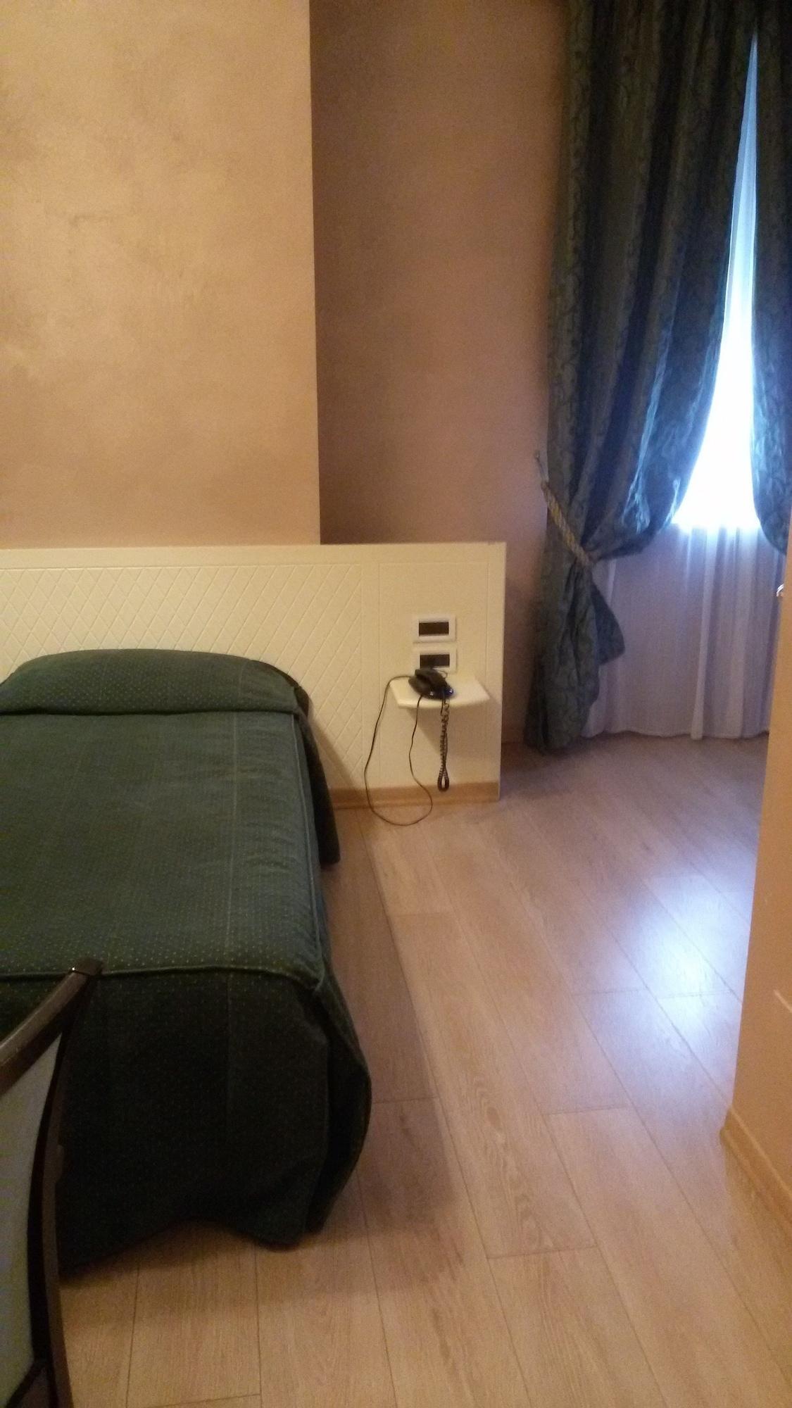 Hotel Continental Turin Bagian luar foto