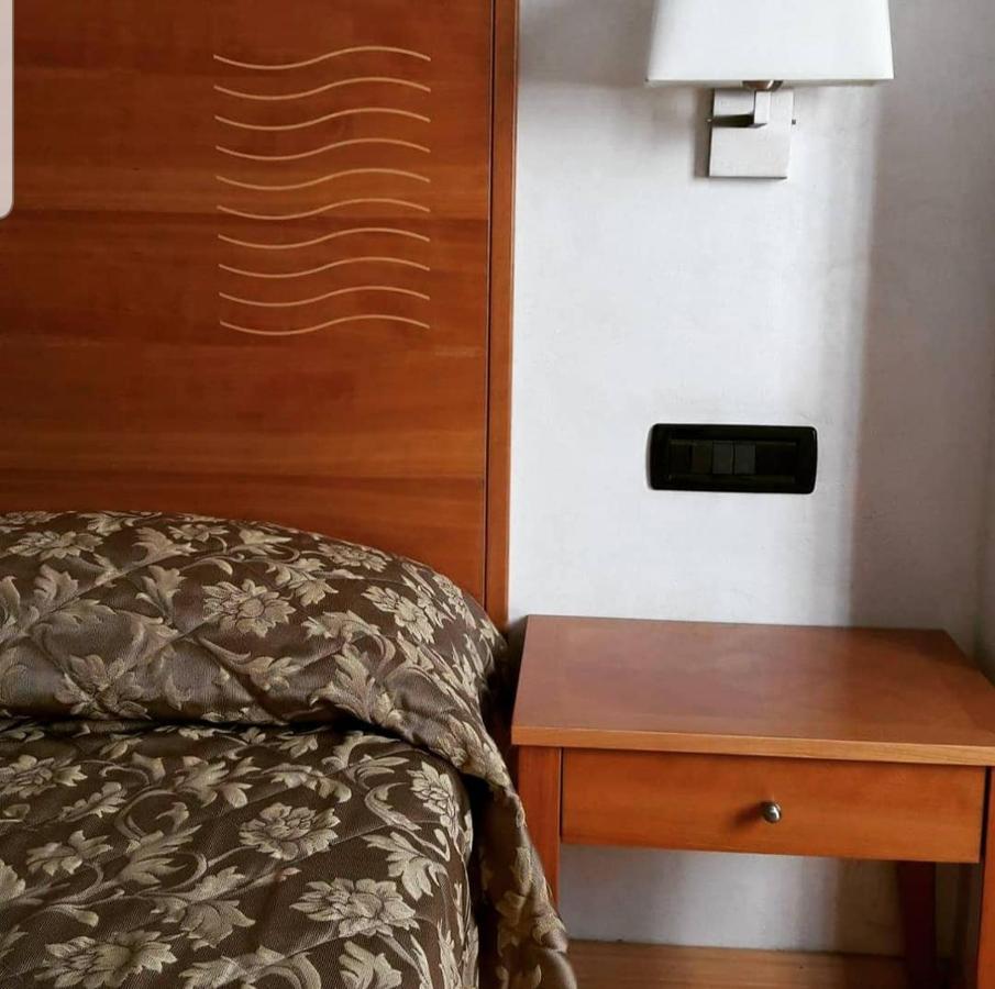 Hotel Continental Turin Bagian luar foto
