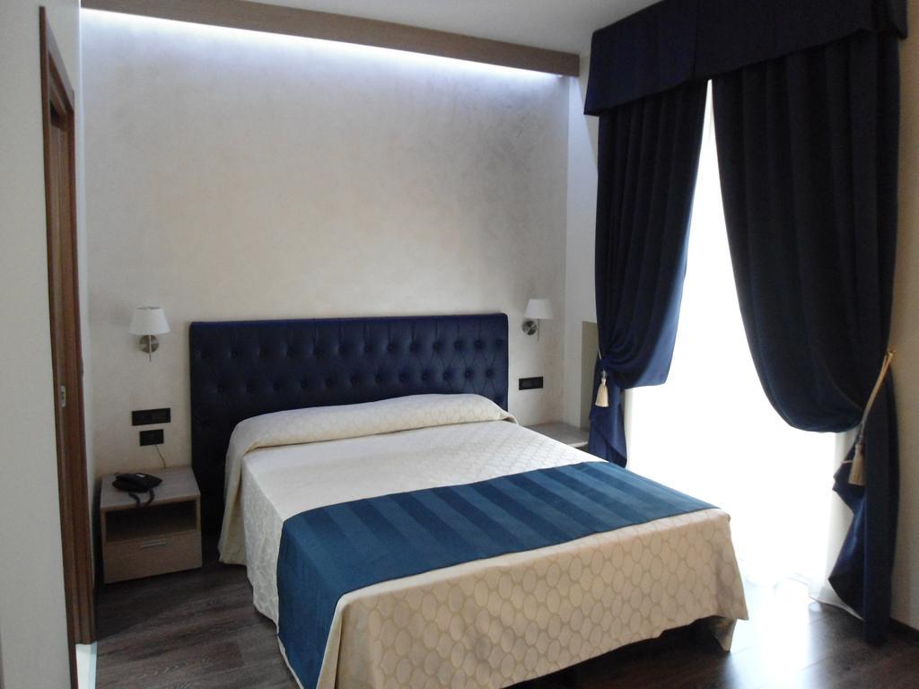 Hotel Continental Turin Bagian luar foto