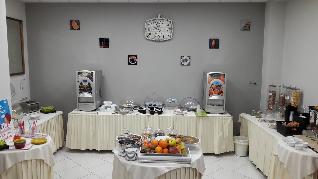 Hotel Continental Turin Bagian luar foto