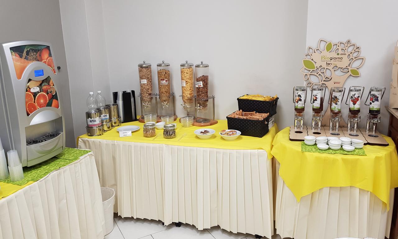 Hotel Continental Turin Bagian luar foto
